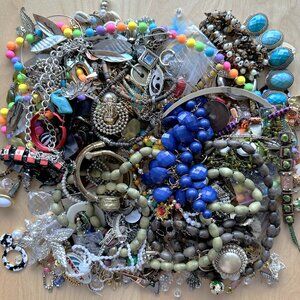 Jewelry Making Lot 4.5 lbs Fashion Costume Jewelry